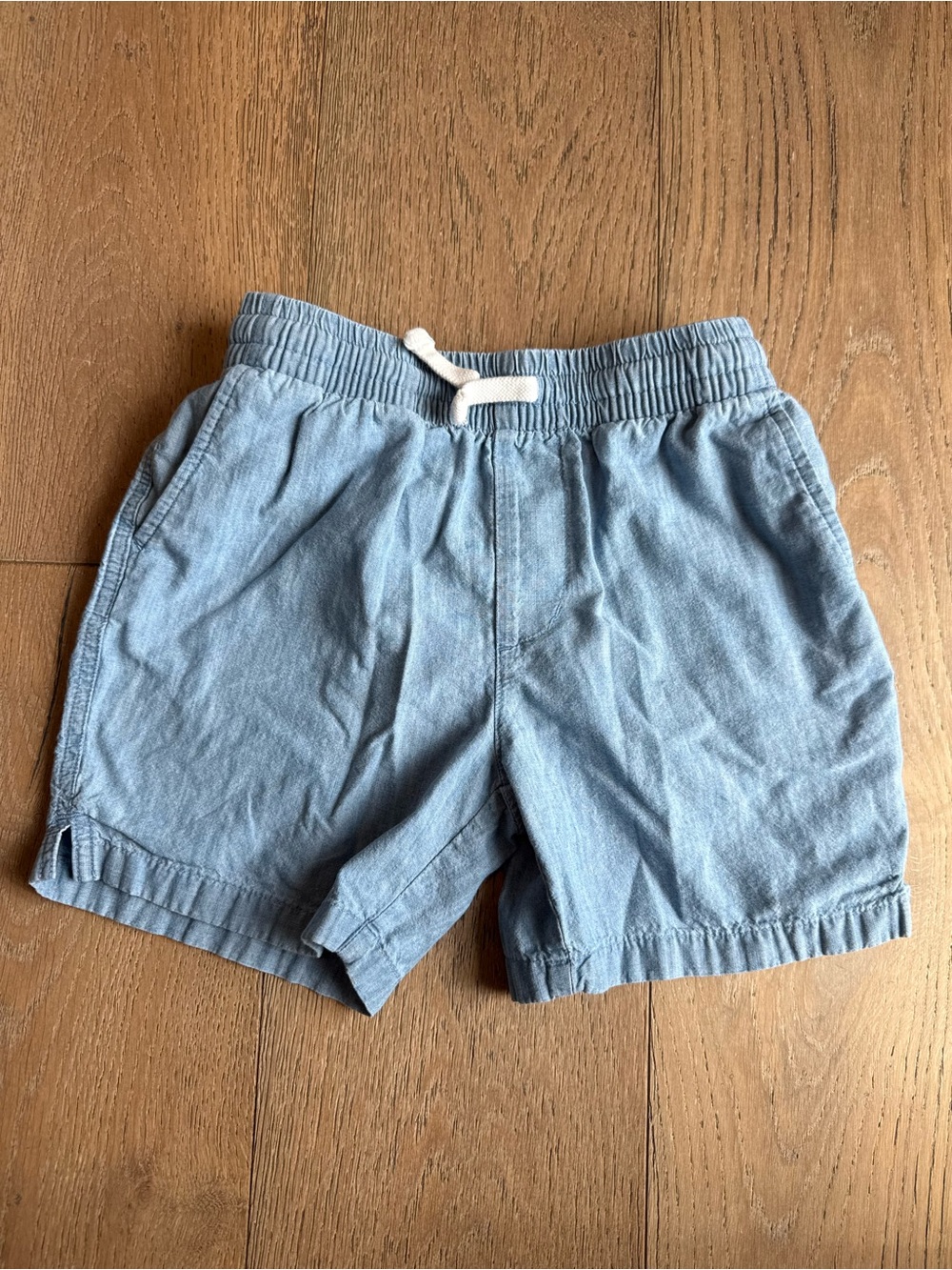 Boys Vineyard Vines Light Blue Cotton Shorts with Elastic Waist 8